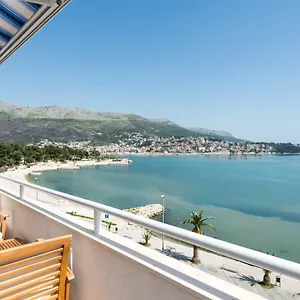 Apartment Sun & Sea, Split