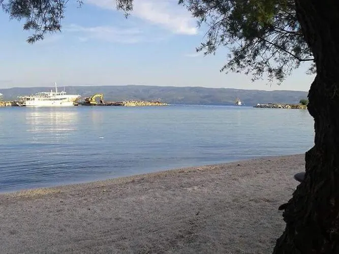 Apartments Roko St - Economy One Bedroom Apartment With Shared Terrace A2 Split Croatia