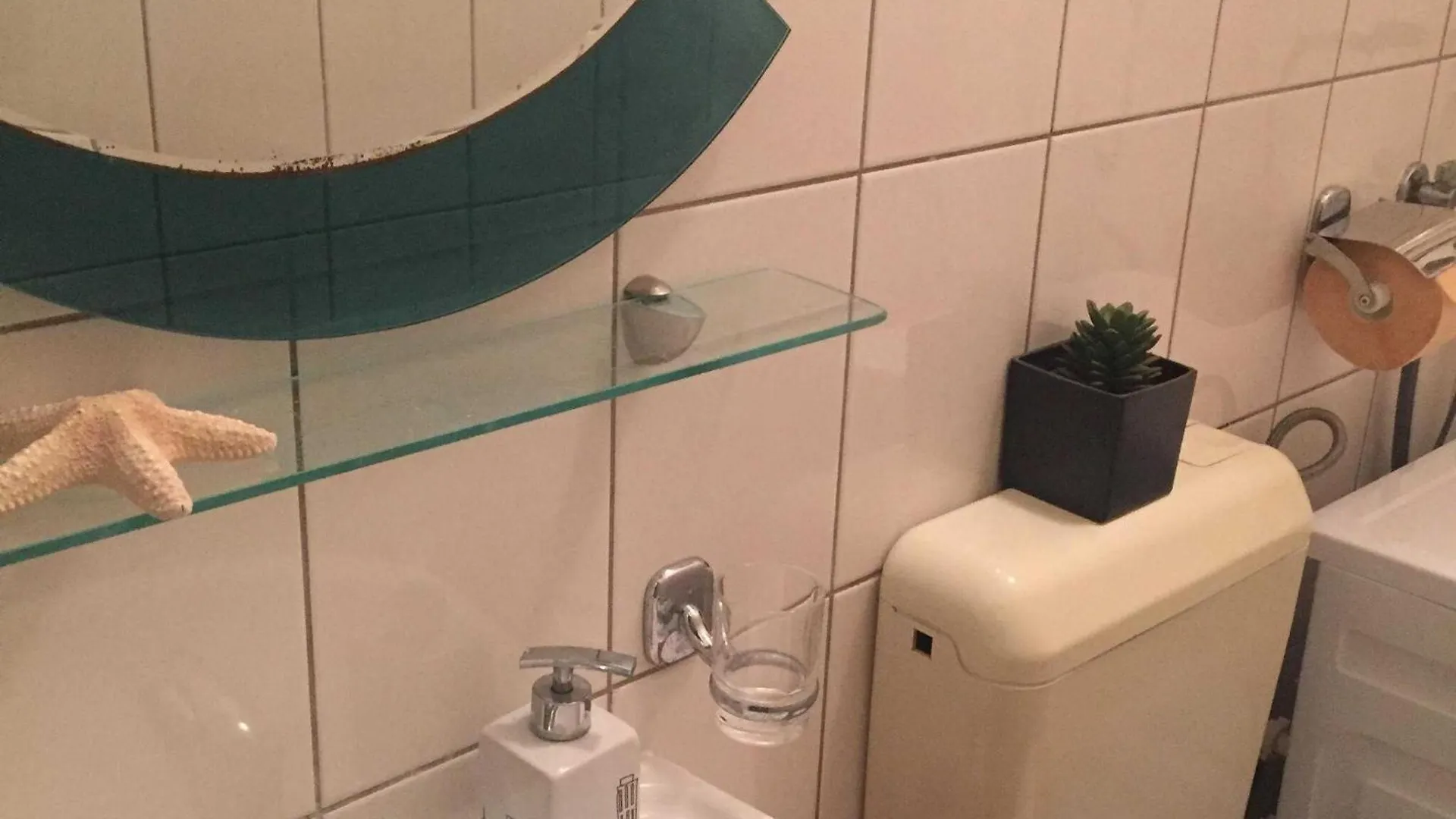 Apartments Roko St - Economy One Bedroom Apartment With Shared Terrace A2 Split 0*,